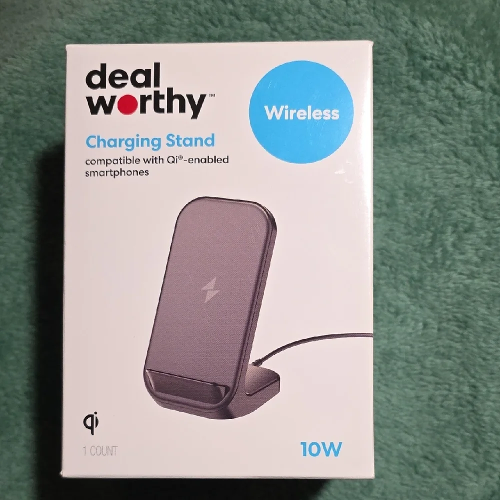 Target Wireless Charging Stand -‎ Black